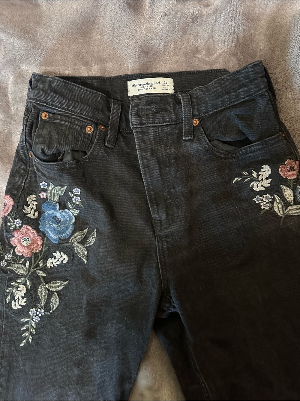 Abercrombie & Fitch Black High-Rise Jeans with Floral Embroidery